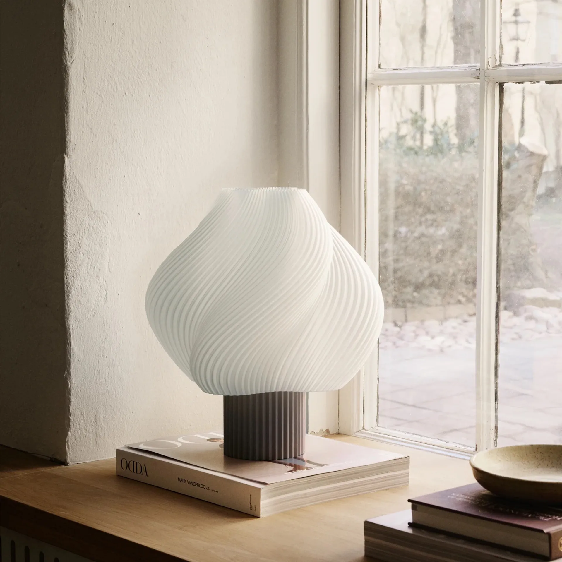 Soft Serve lampa stołowa, Mocha, Grande, 34 cm Crème Atelier