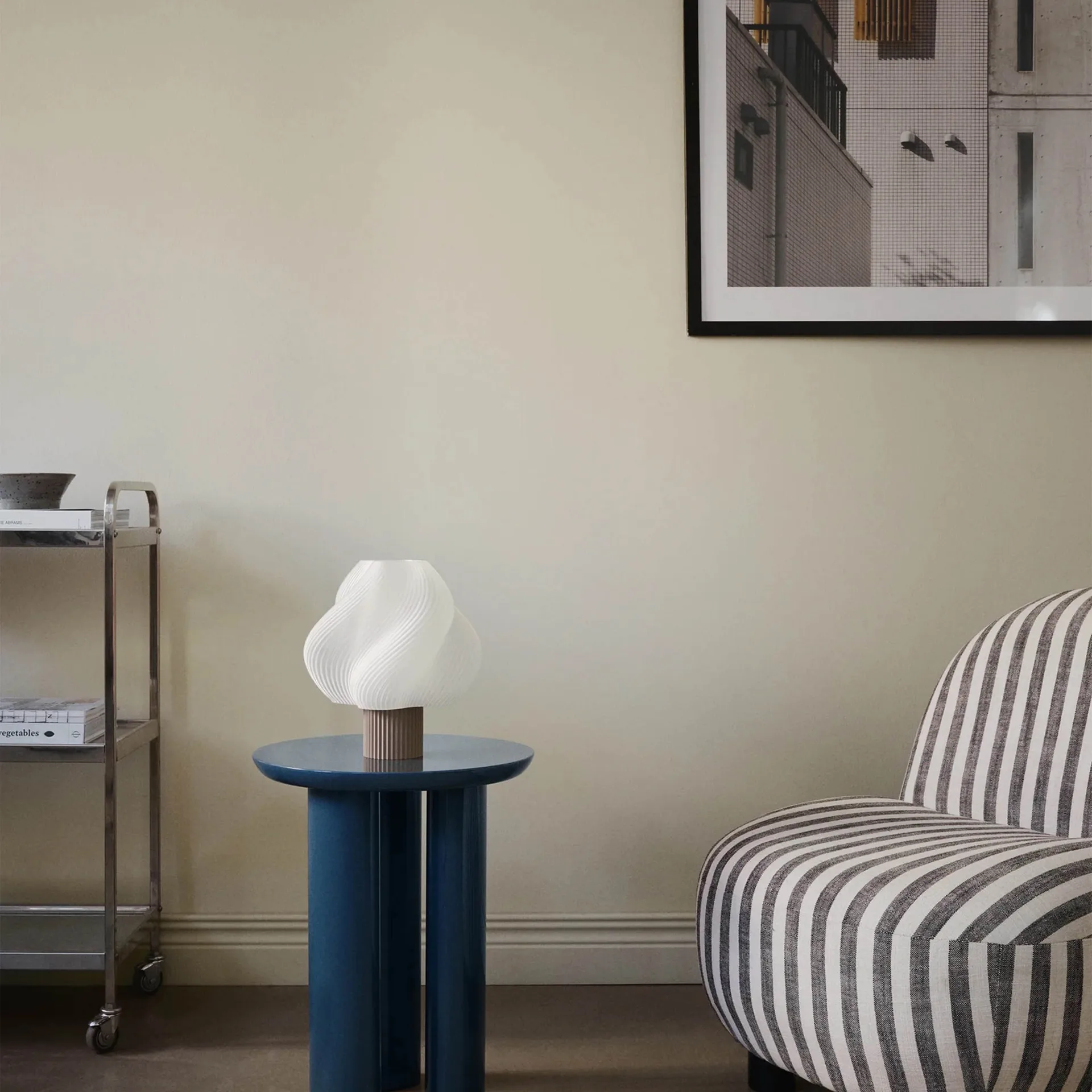 Soft Serve lampa stołowa, Mocha, Regular, 26 cm Crème Atelier