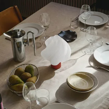 Soft Serve lampa stołowa przenośna  - Rhubarb, 23 cm - Crème Atelier