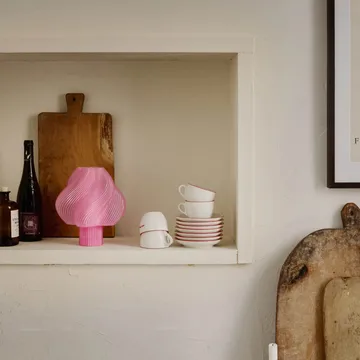 Soft Serve lampa stołowa przenośna  - Rose sorbet, 23 cm - Crème Atelier