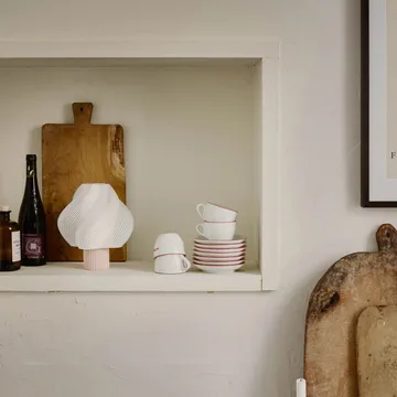 Soft Serve lampa stołowa przenośna  - Wild strawberry, 23 cm - Crème Atelier