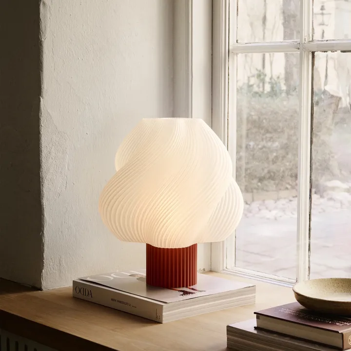 Soft Serve lampa stołowa - Rhubarb, Grande, 34 cm - Crème Atelier