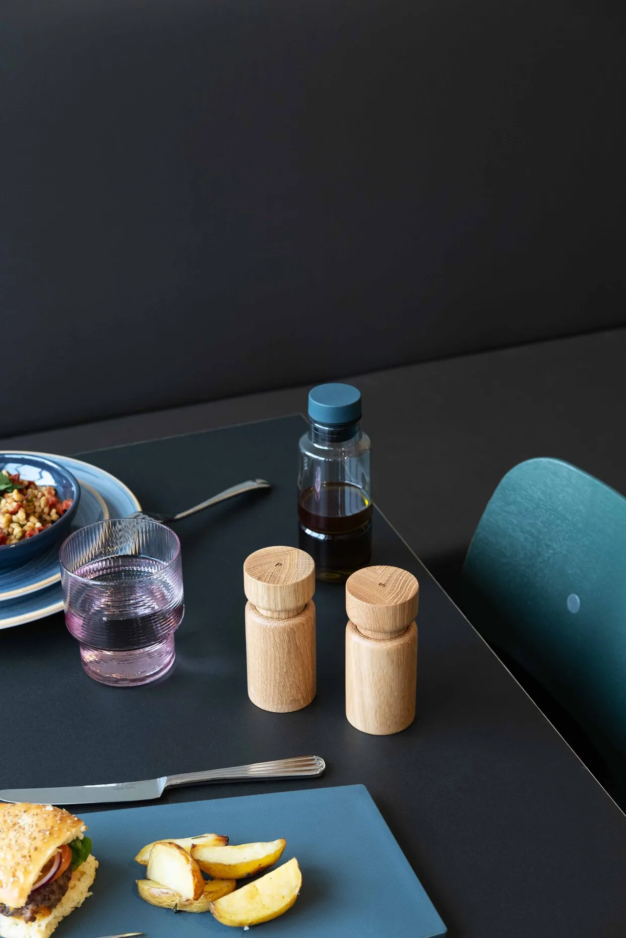 Zestaw młynków do soli i pieprzu Helsinki, Oak, mini, 2 części Crushgrind