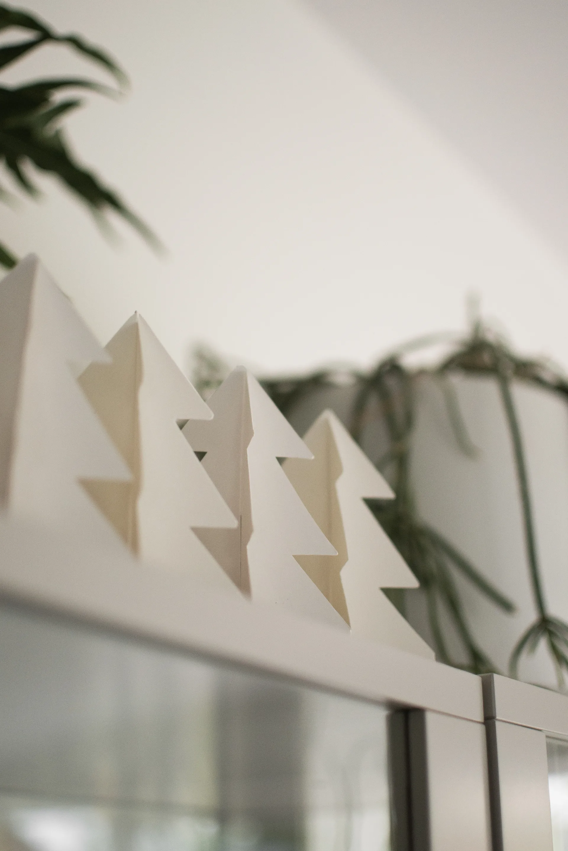 Dekoracja Tree in a row 60 cm, Biały DBKD