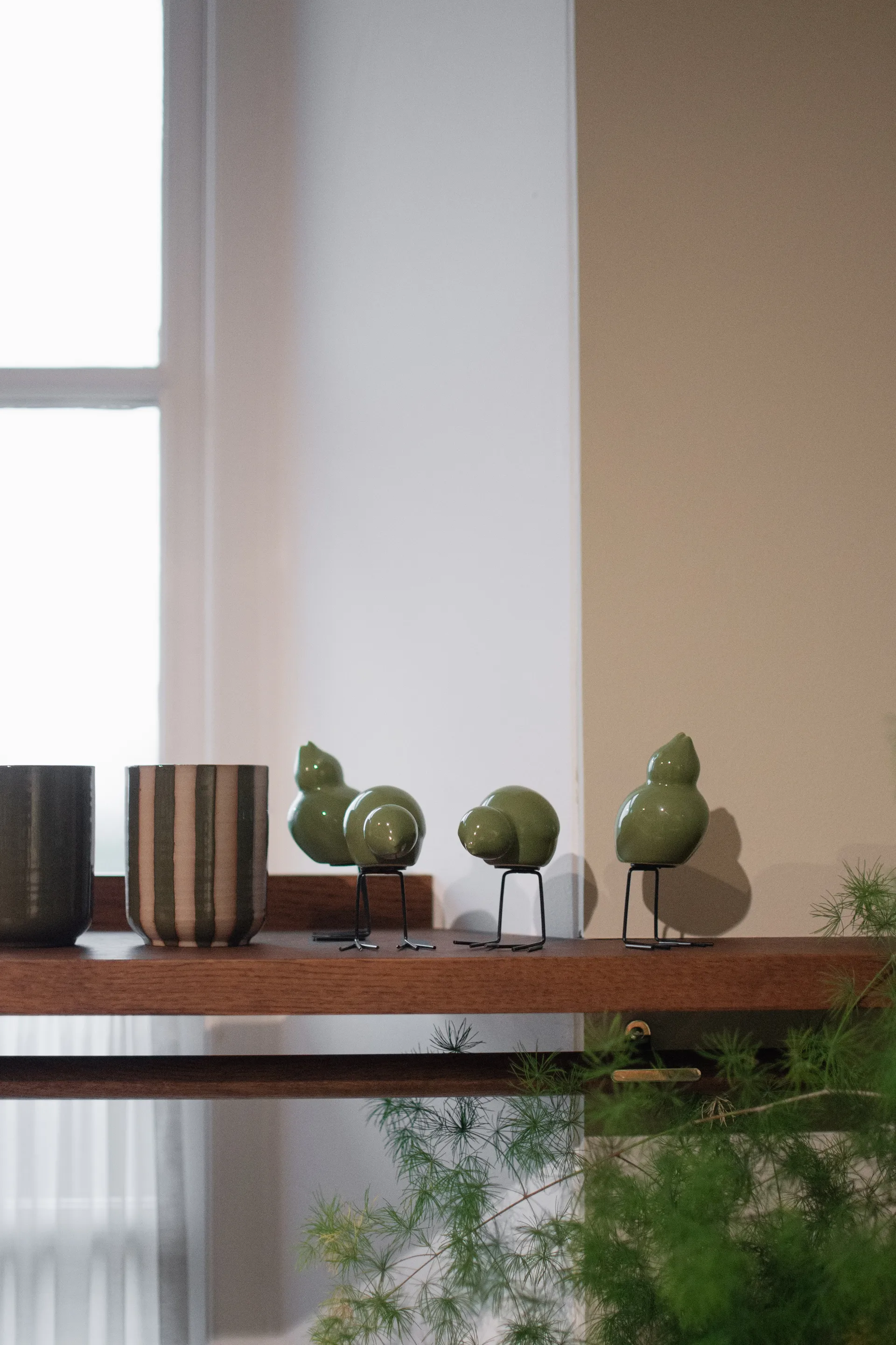 Dekoracja wielkanocna DBKD Swedish Birds 2 szt., Shiny green DBKD