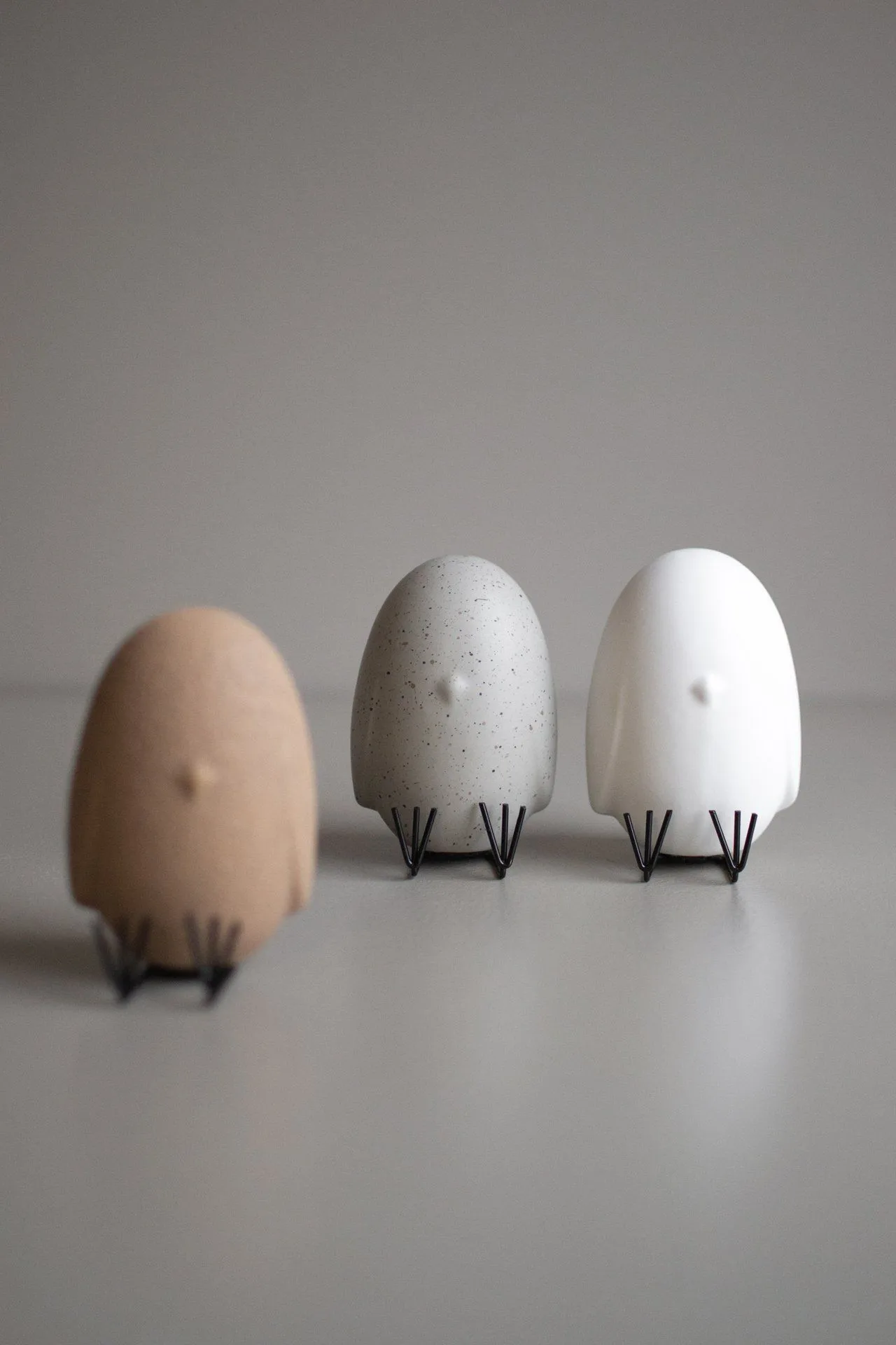 Dekoracja wielkanocna Sit Around, White DBKD