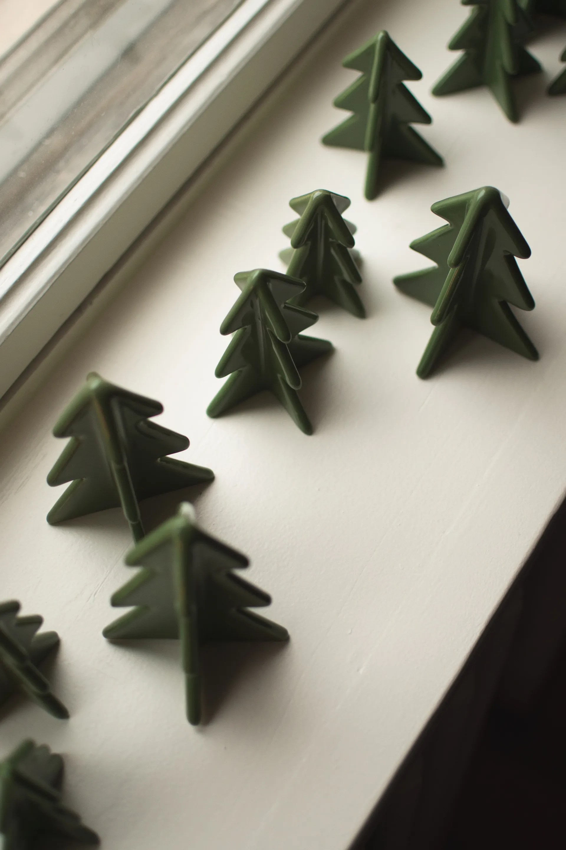 Dekoracja zimowe drzewo, Zielony, 7 cm DBKD