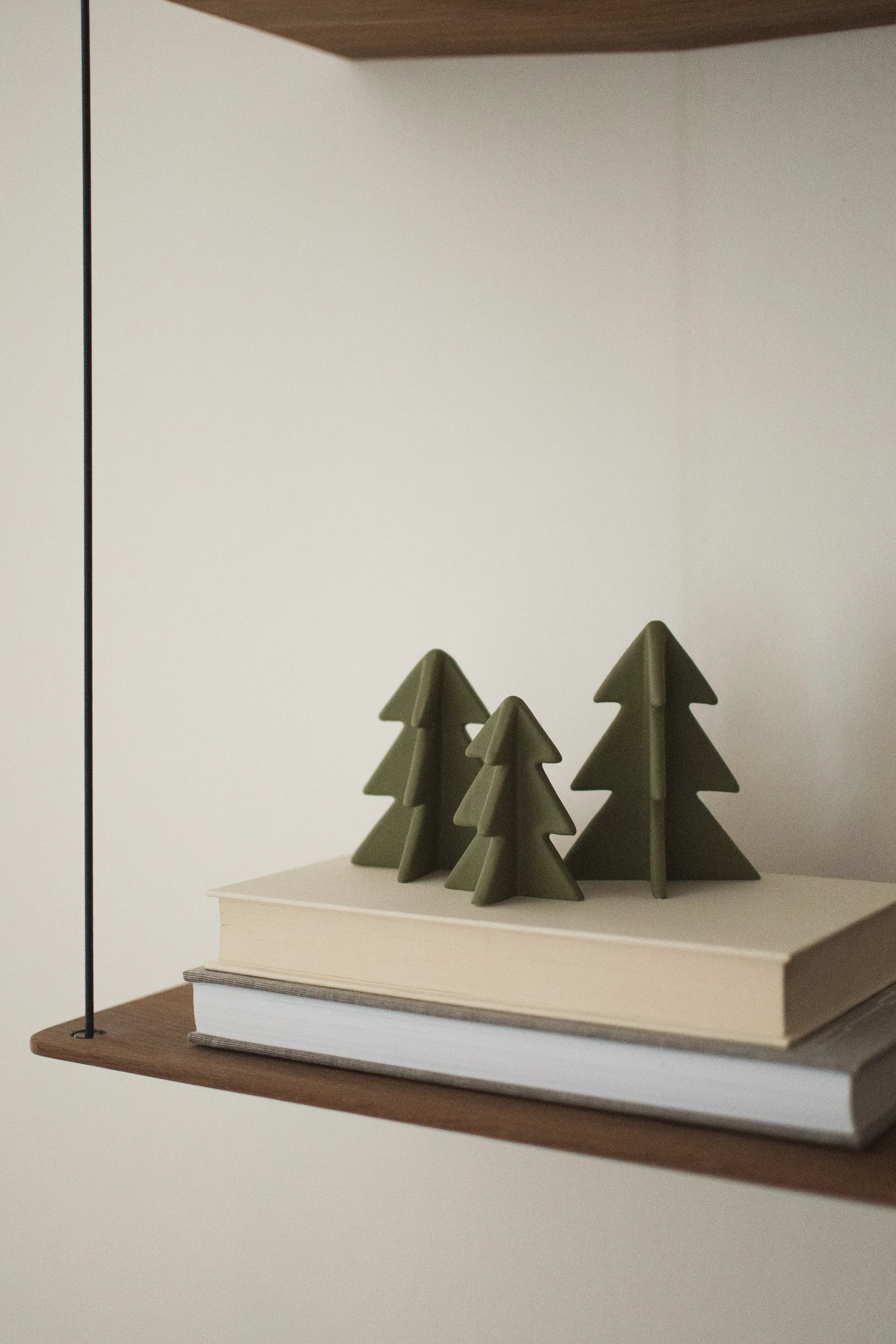 Dekoracja zimowe drzewo, Zielony, 8 cm DBKD