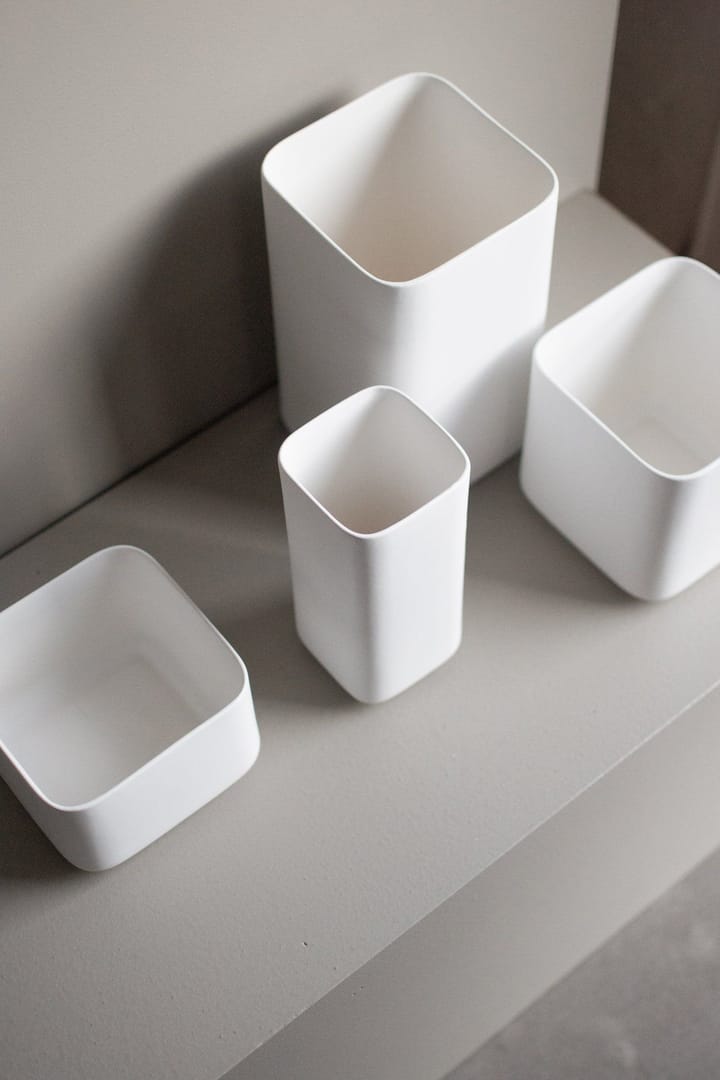 Doniczka Cube small Ø13 cm, Matte white DBKD