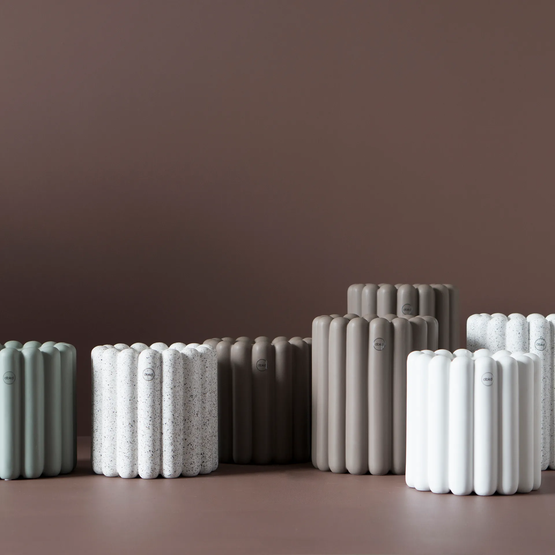 Doniczka Mist, mała Ø19x19 cm, Dust DBKD