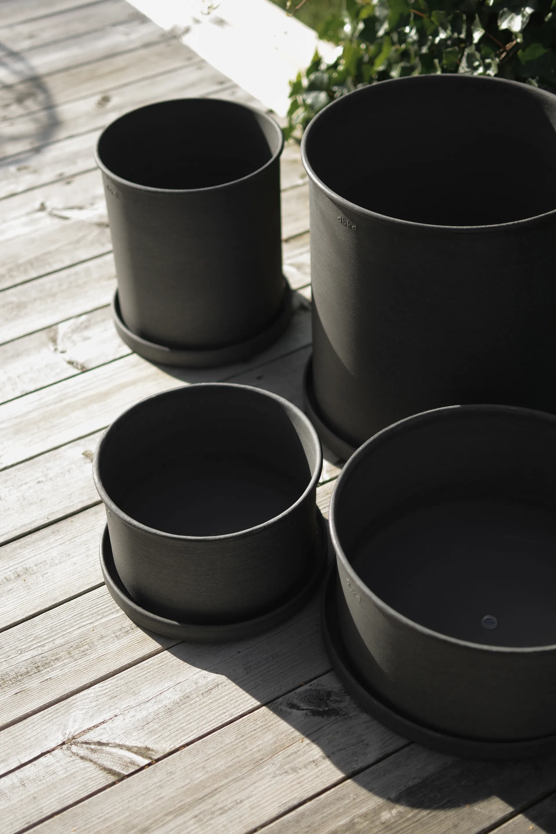 Doniczka Plant Pot Large 2 szt., Black DBKD