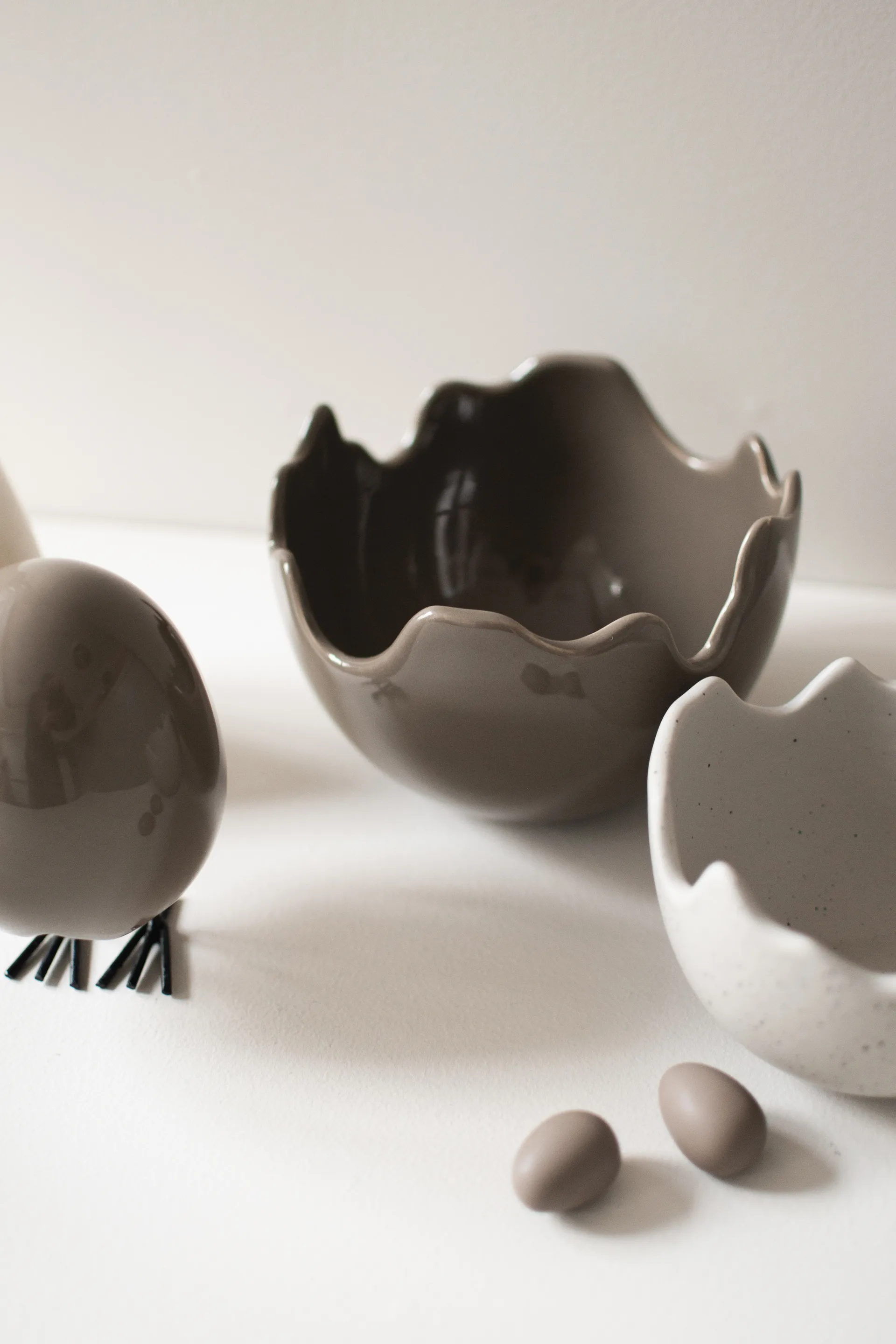 Miska w kształcie skorupki Happy Easter, Large, Shiny dust DBKD