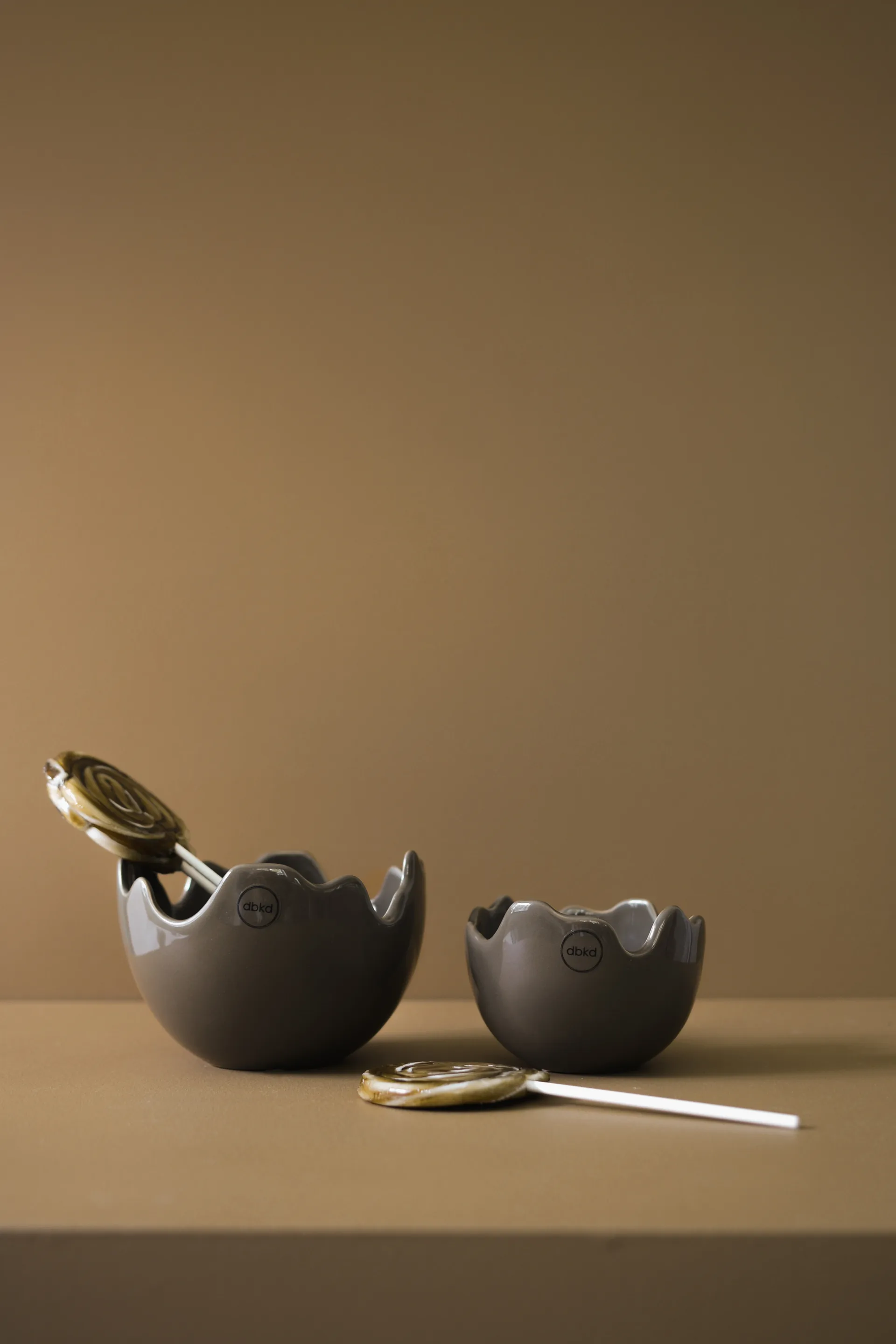 Miska w kształcie skorupki Happy Easter, Large, Shiny dust DBKD