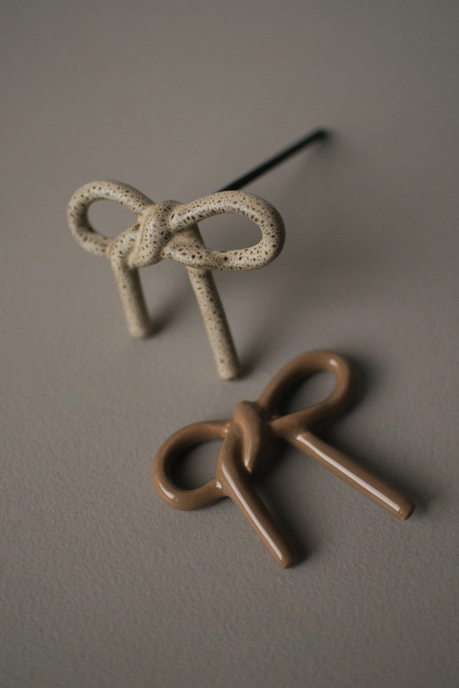 Ozdoba do doniczki Bow, Beige DBKD