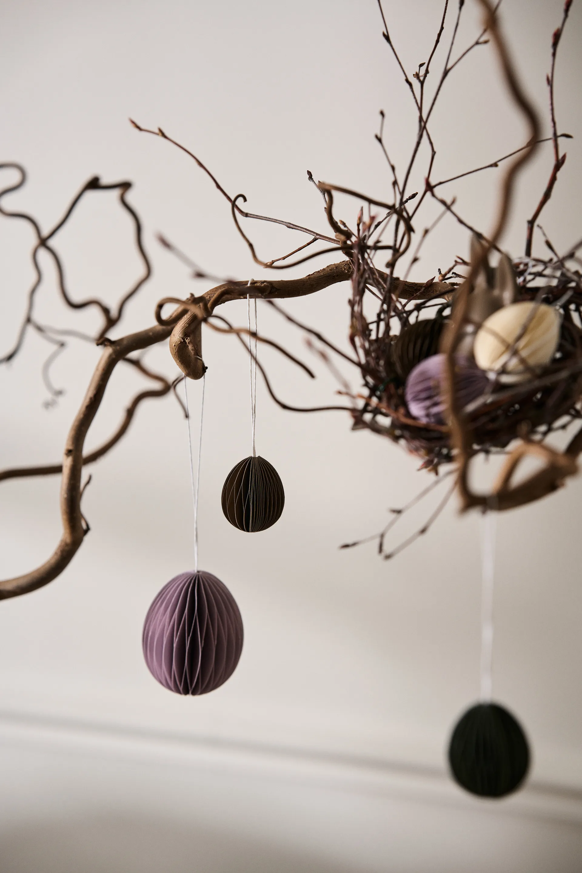 Papierowa zawieszka wielkanocna Ovoid 4 cm, Brown DBKD