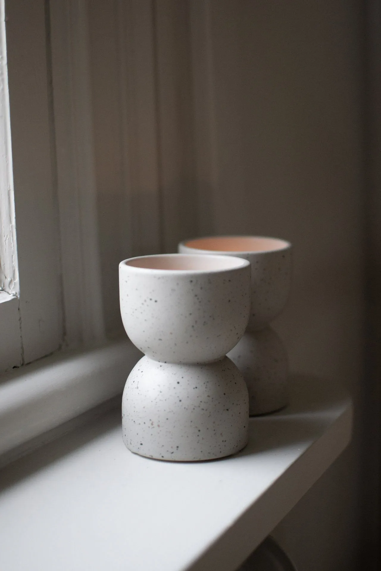 Podstawka na tealighty Post, Mole dot DBKD