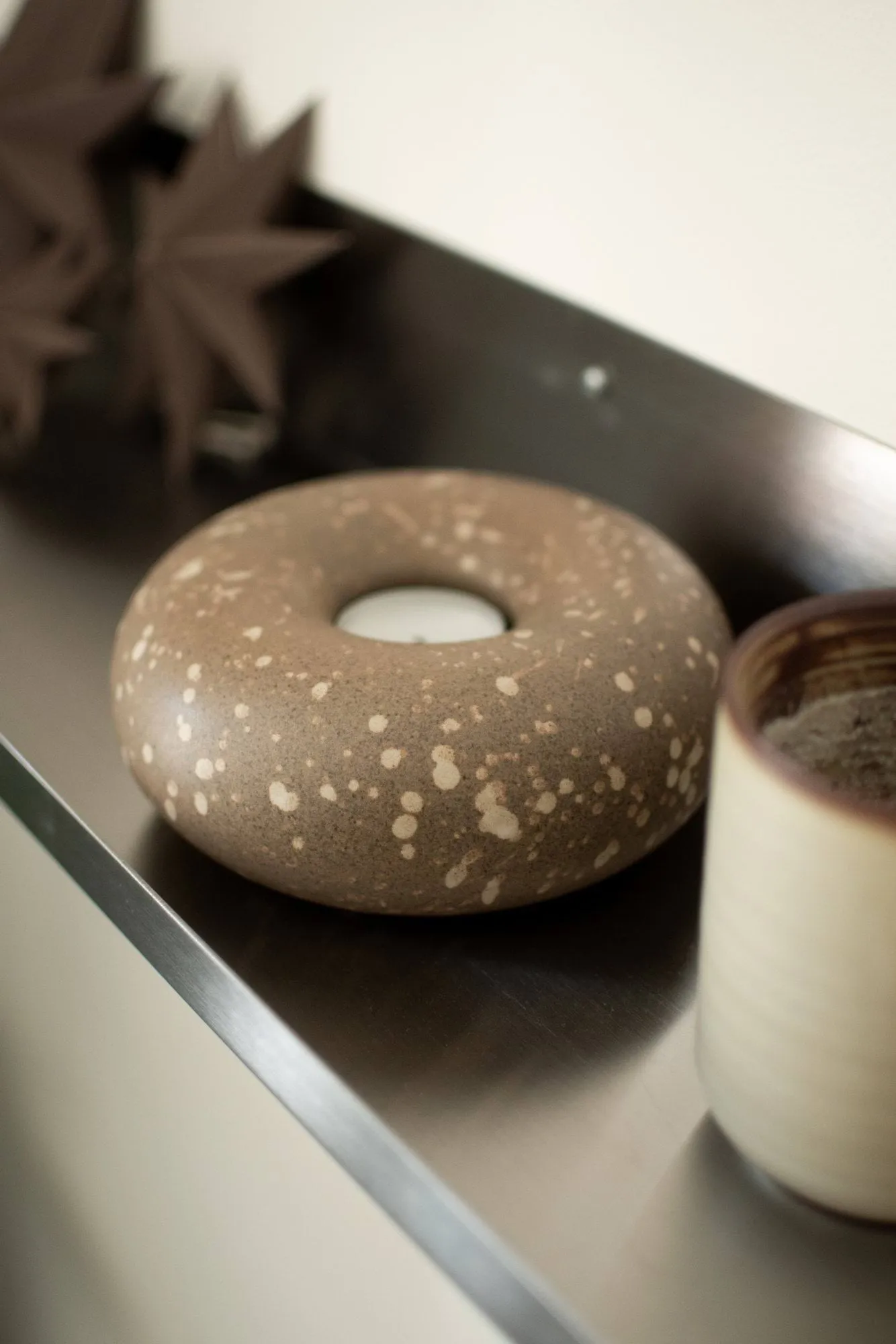 Świecznik Float, Brown dot DBKD