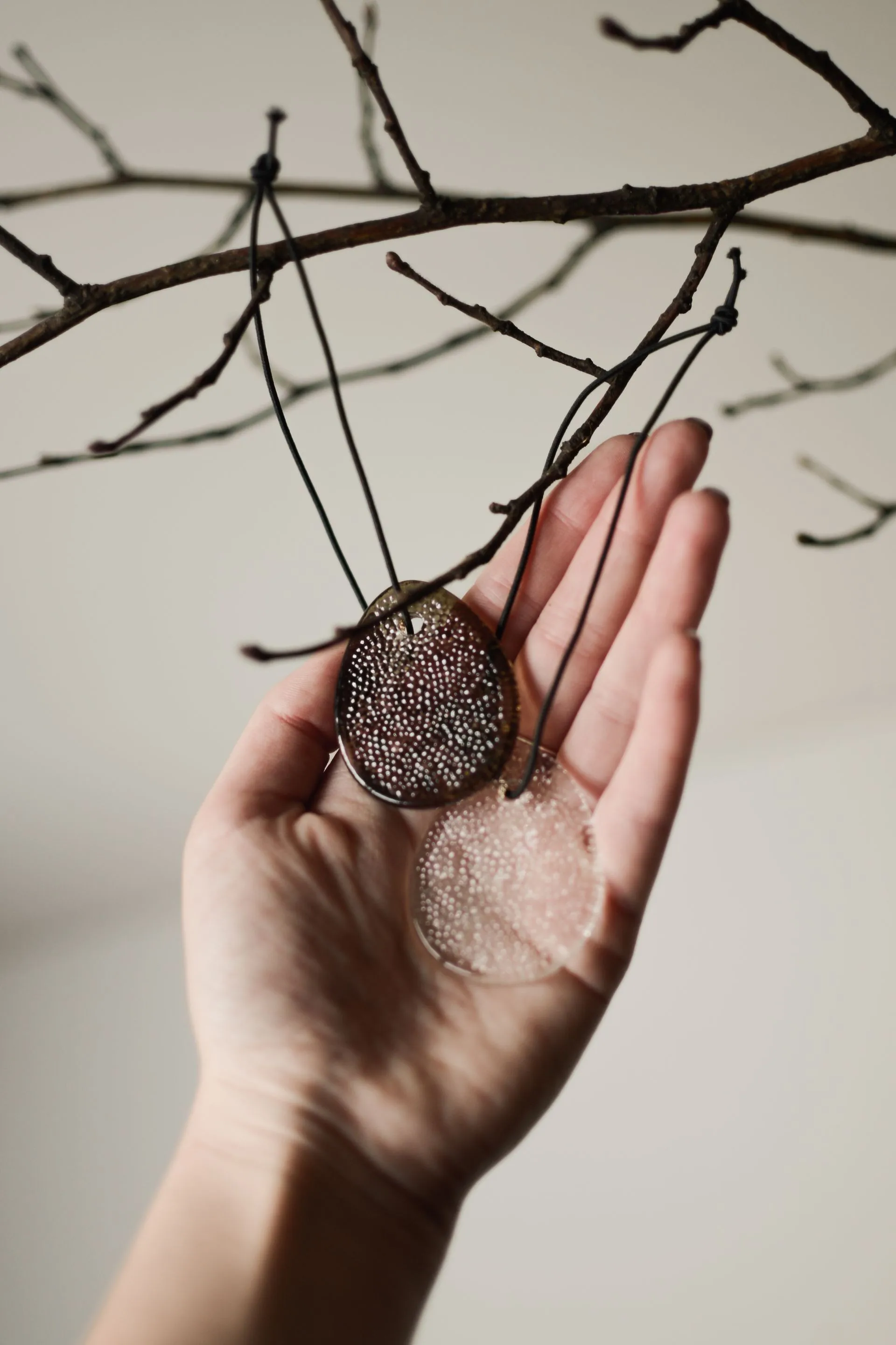 Zawieszka dekoracyjna Airy Hanging Egg, Clear DBKD
