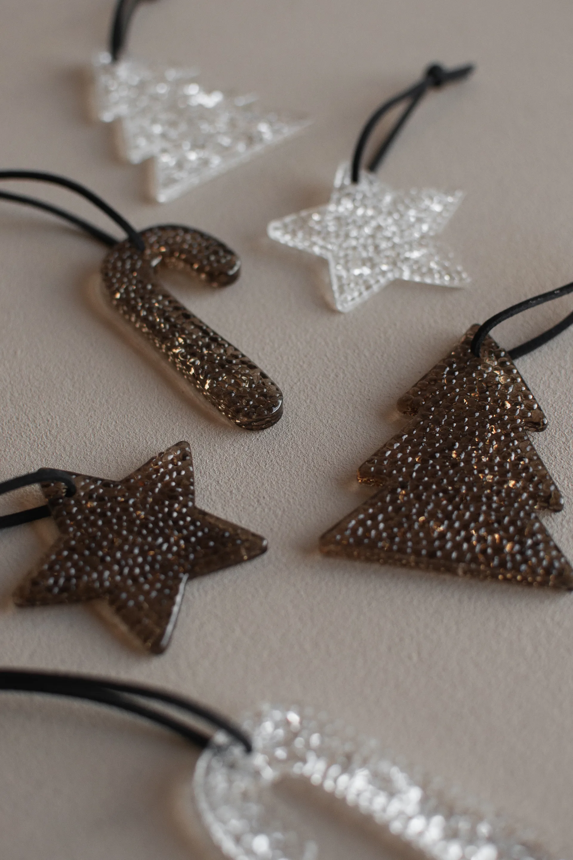 Zawieszka dekoracyjna Airy Hanging Star, Brown DBKD