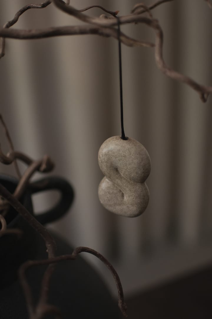 Zawieszka dekoracyjna Hanging Bun, Beige DBKD