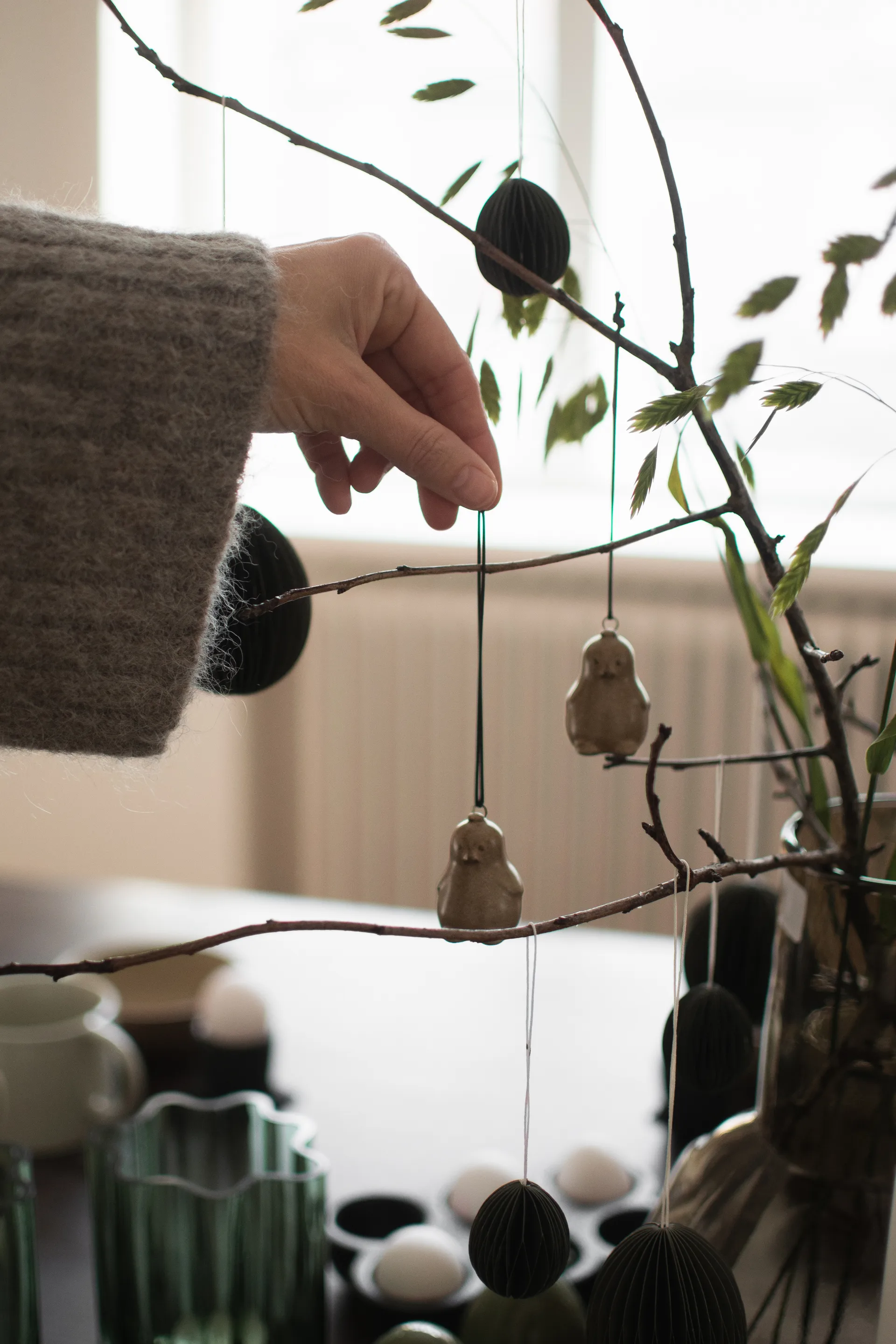 Zawieszka dekoracyjna Hanging Chubby chicken, Beżowy DBKD