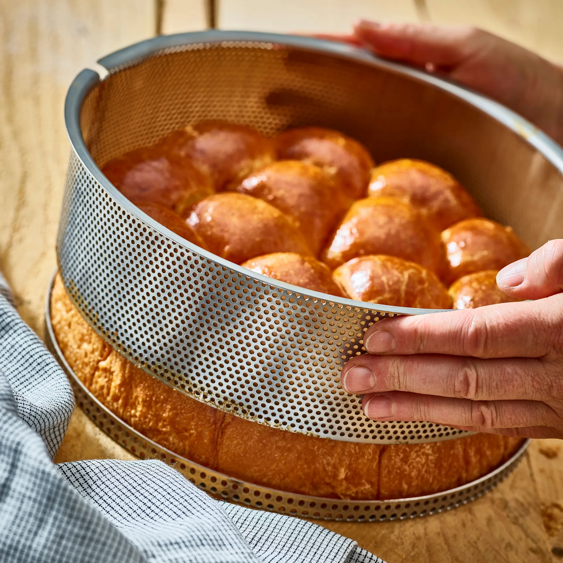 Forma z wyjmowanym dnem, Ø24 cm De Buyer