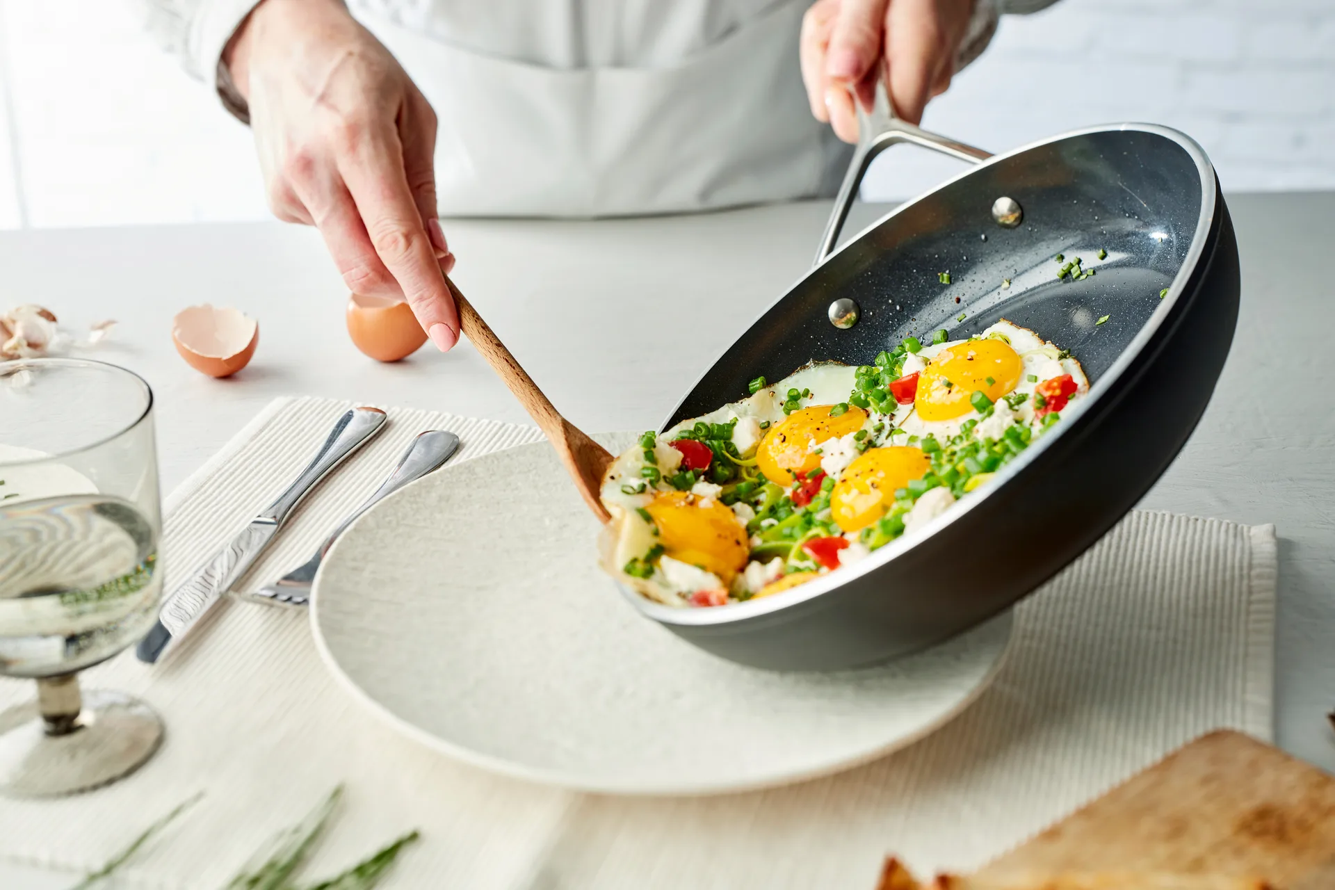 Alu Pro 5 Ceraforce patelnia ceramiczna 5-ply, Ø28 cm Demeyere