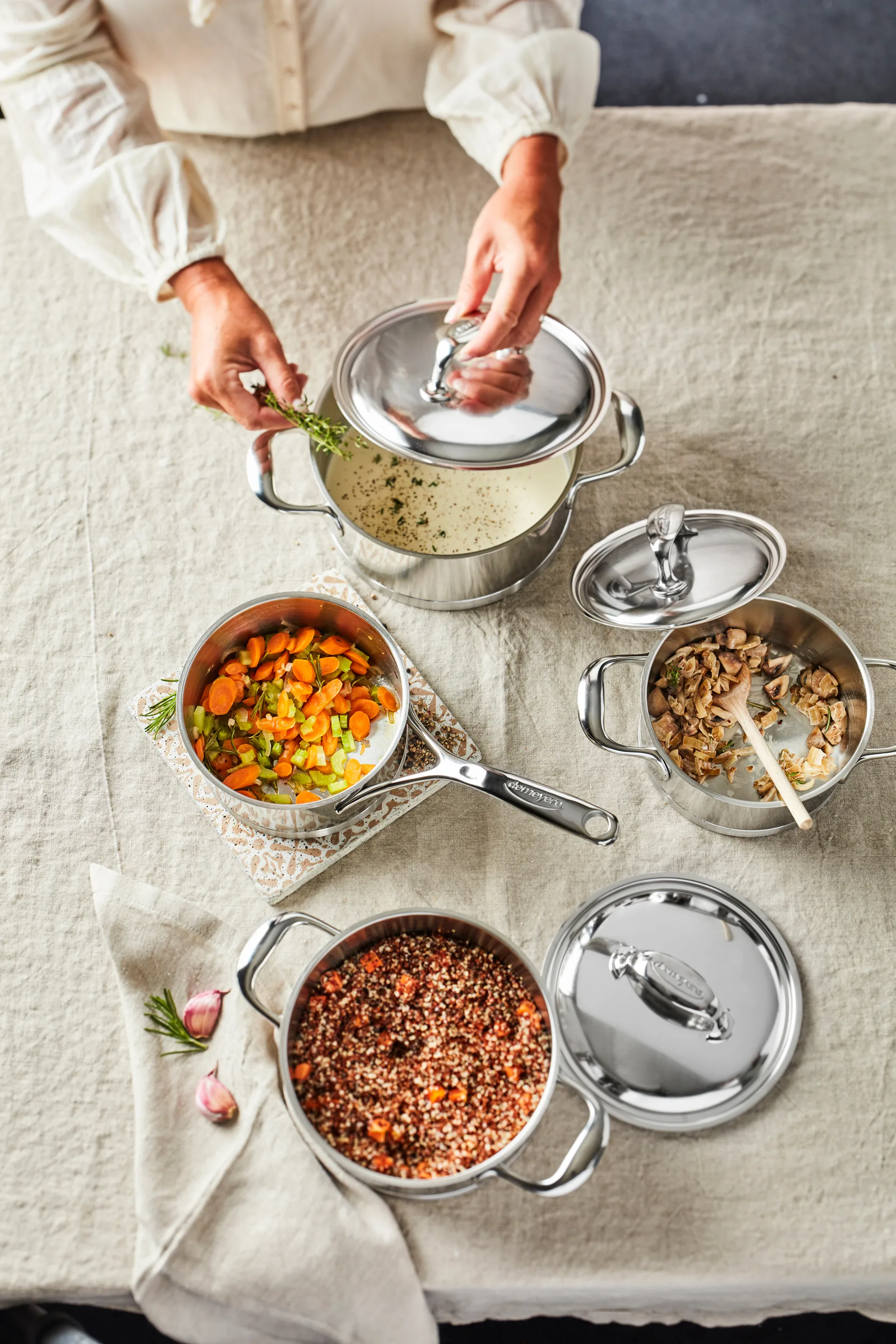 Demeyere Atlantis 7 garnek niski ze stali nierdzewnej, 1,5 L Demeyere