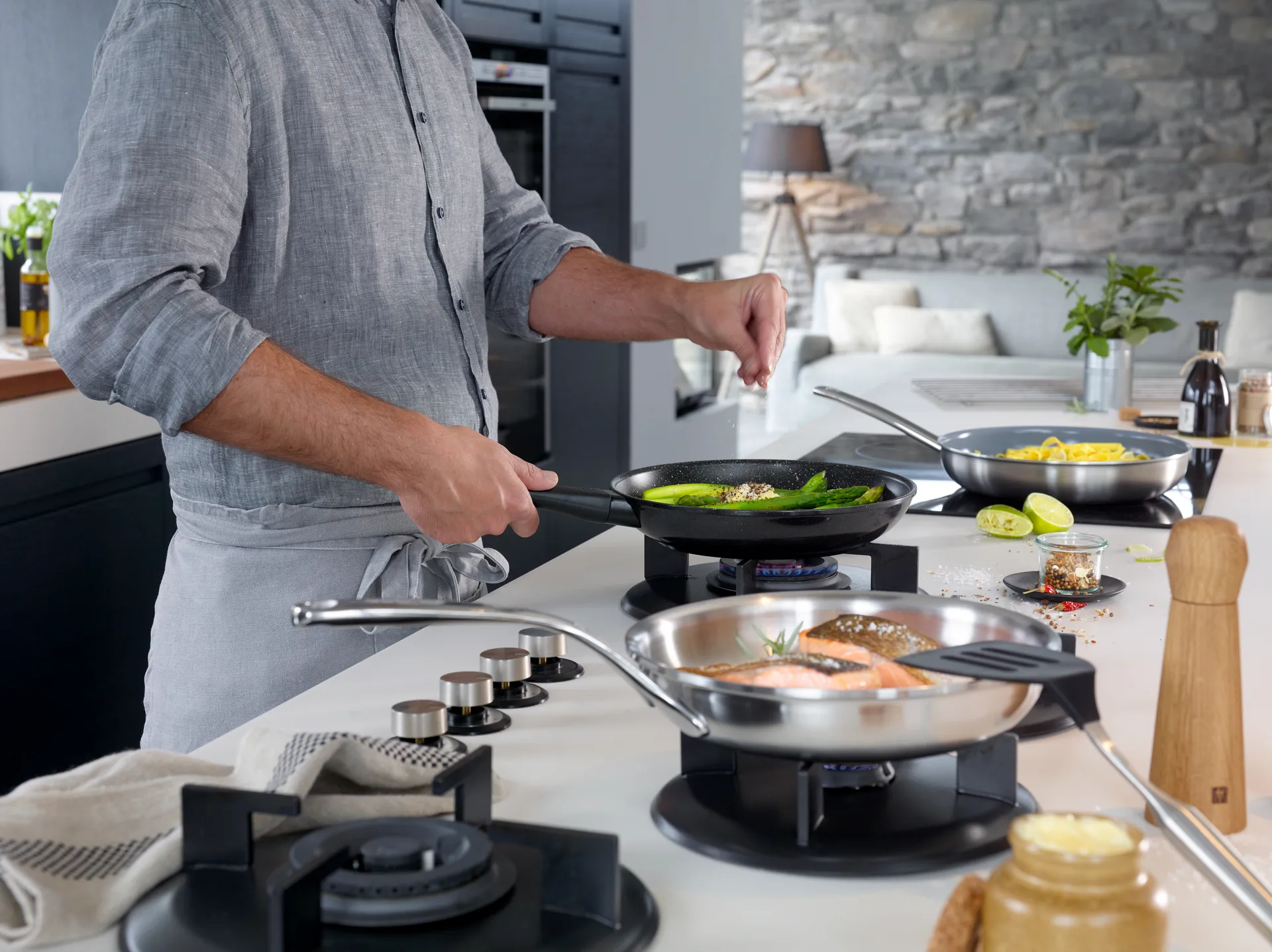 Patelnia Demeyere Proline, Ø 32 cm
 Demeyere