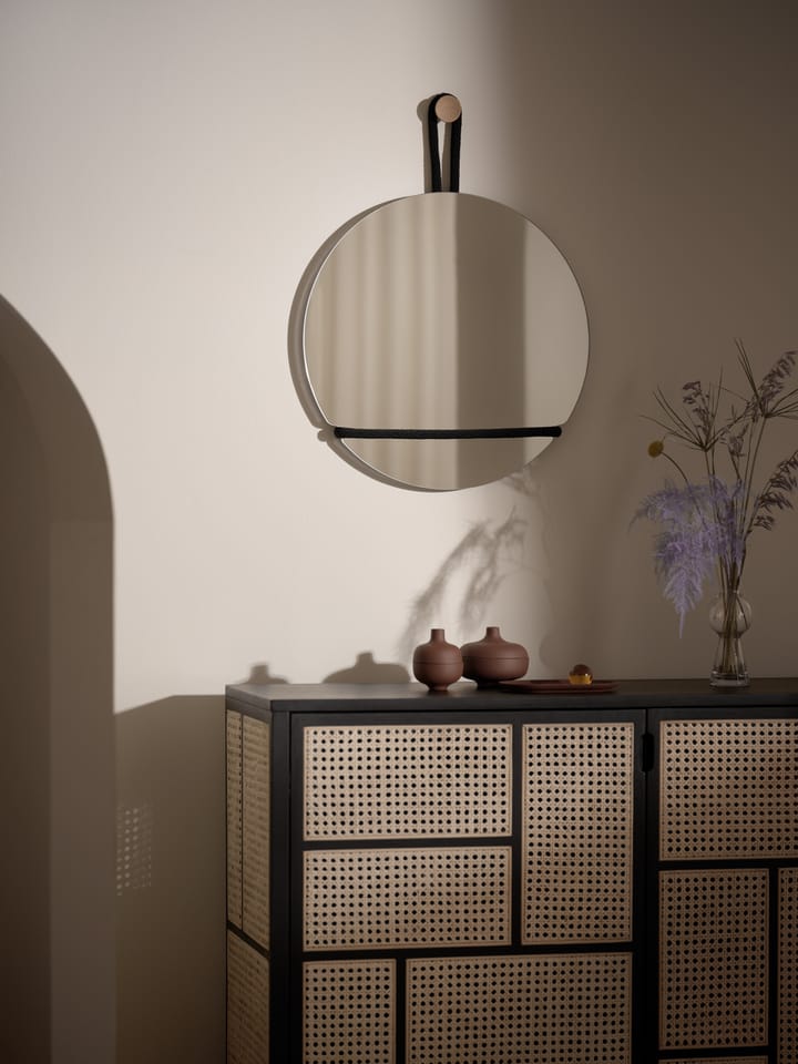 Air kredens, Czarny Design House Stockholm