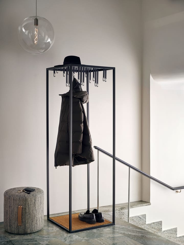 Ateljé wieszak na ubrania, Czarny Design House Stockholm