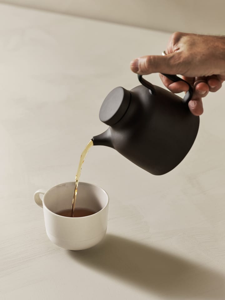 Dzbanek do herbaty Sand 65 cl, Black clay Design House Stockholm