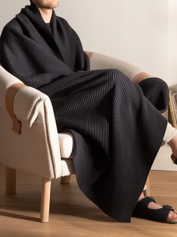 Koc Pleece 140x160 cm - Czarny - Design House Stockholm