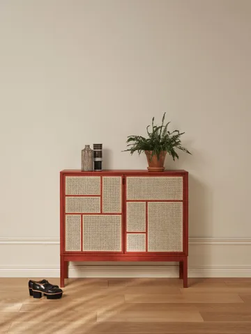 Kredens Air  - Red, 120x110 cm, z nogami - Design House Stockholm