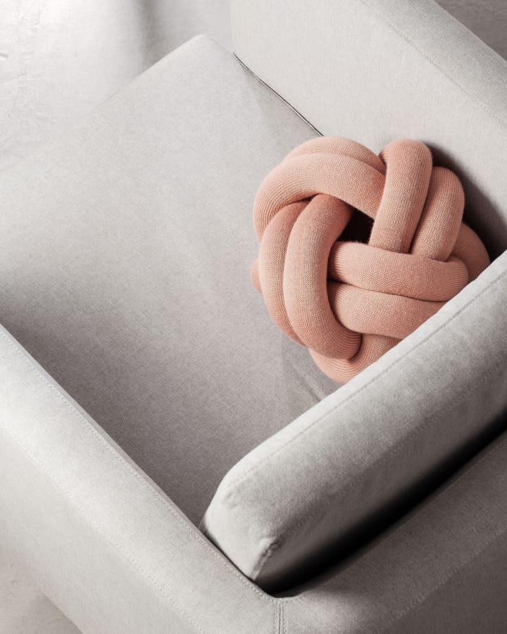Poduszka Knot, brudny różowy Design House Stockholm