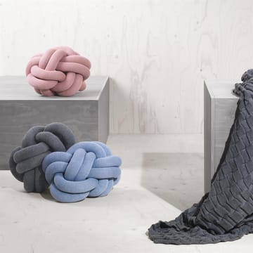 Poduszka Knot - szary - Design House Stockholm