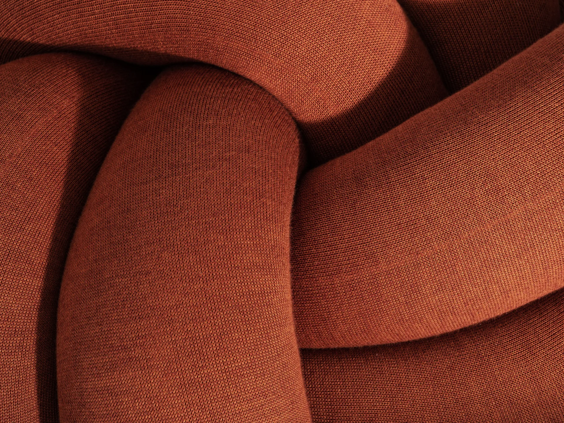 Poduszka Knot XL, Ochre Design House Stockholm