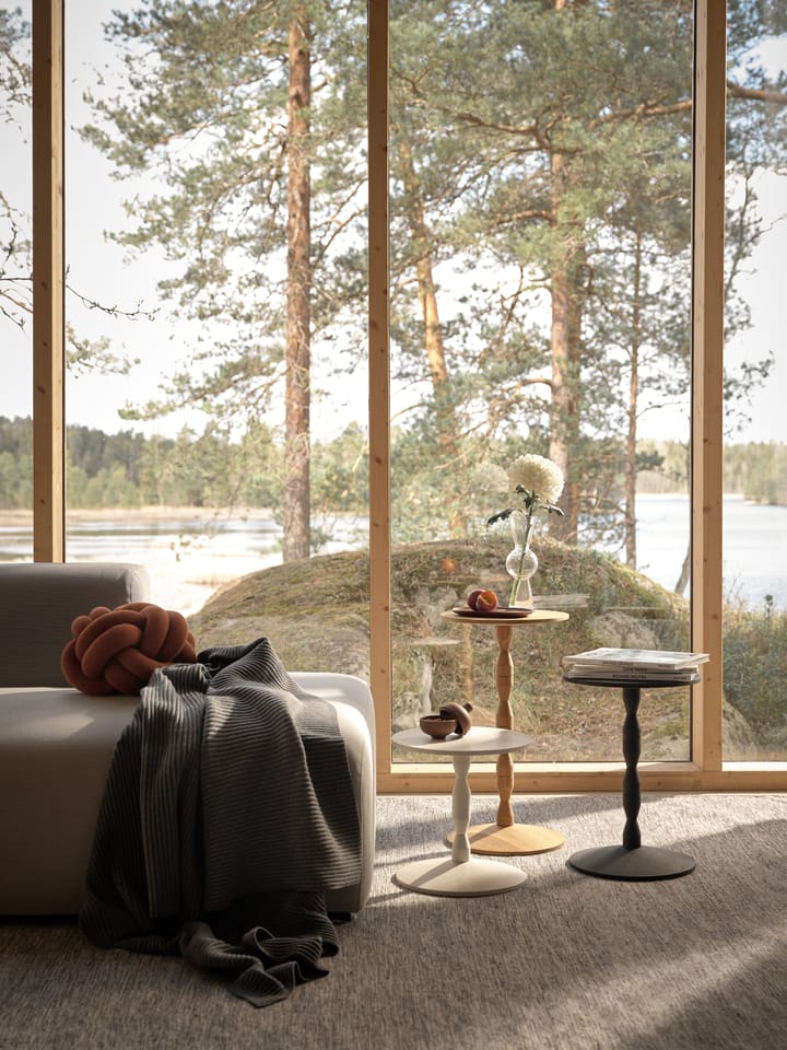 Stół Pedestal Ø31x67,5 cm, Stained white grey Design House Stockholm