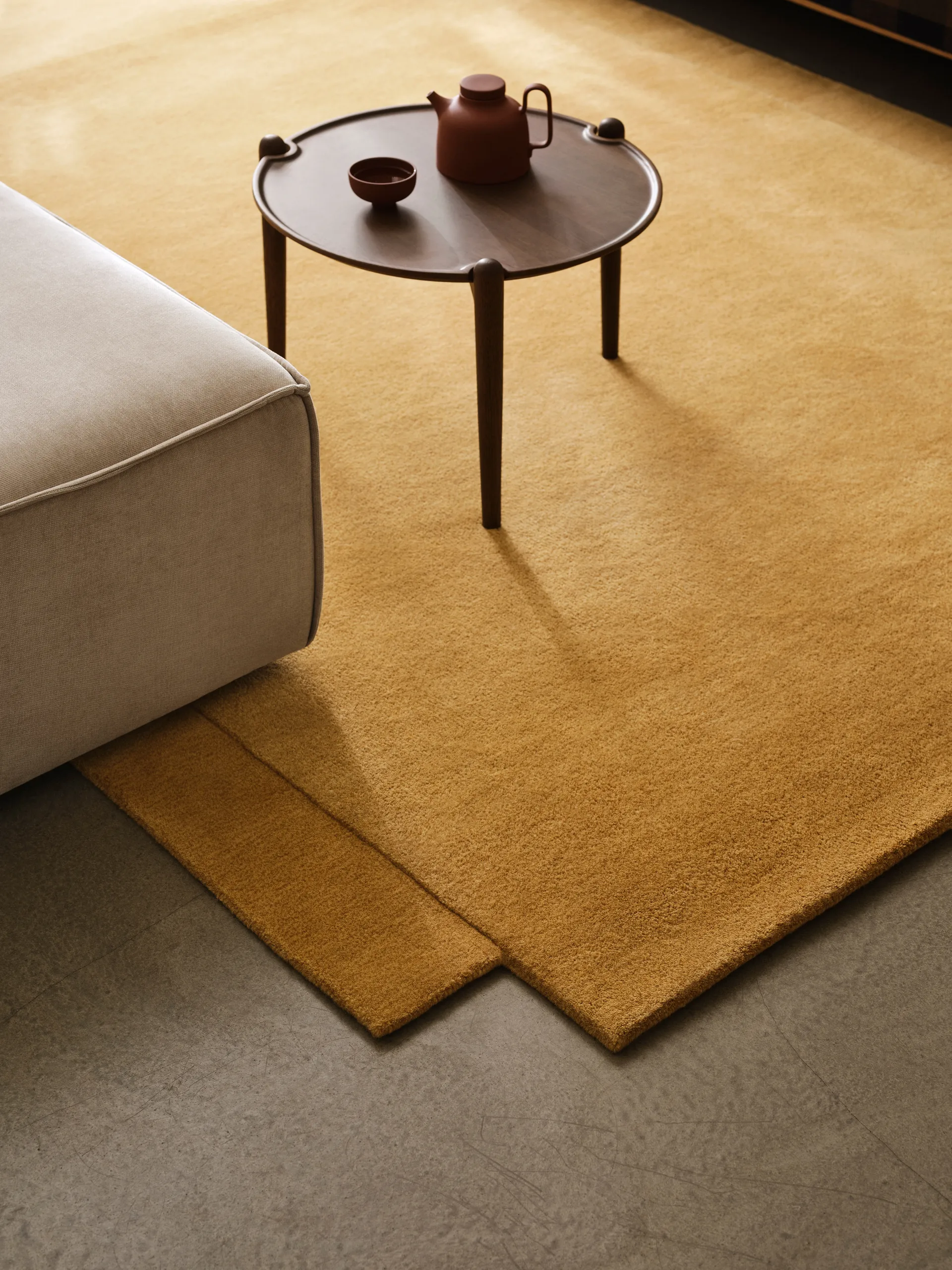Stolik kawowy Aria, Dark oak, Ø50x37 cm Design House Stockholm