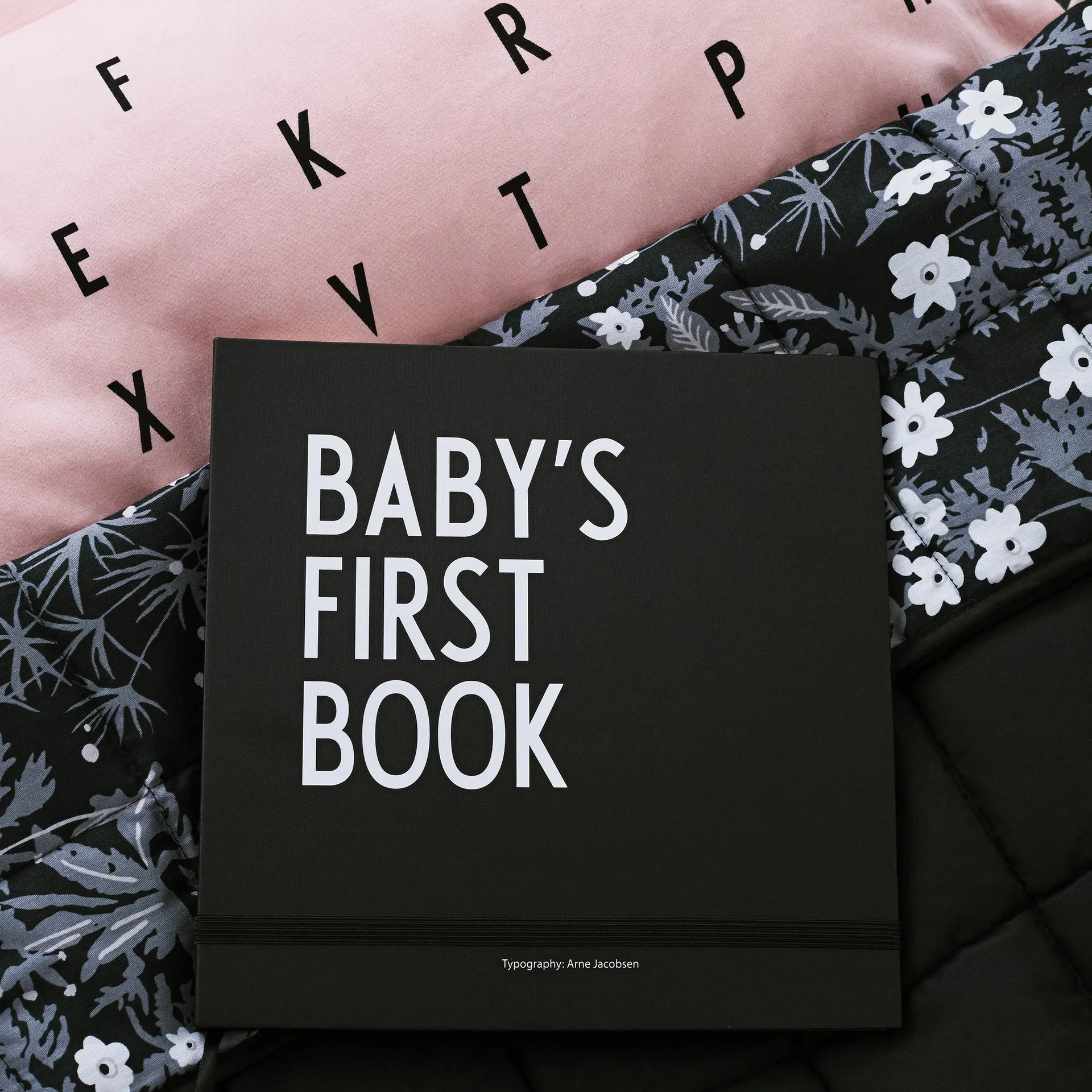 Album Pierwszy rok życia dziecka Design Letters , czarny Design Letters