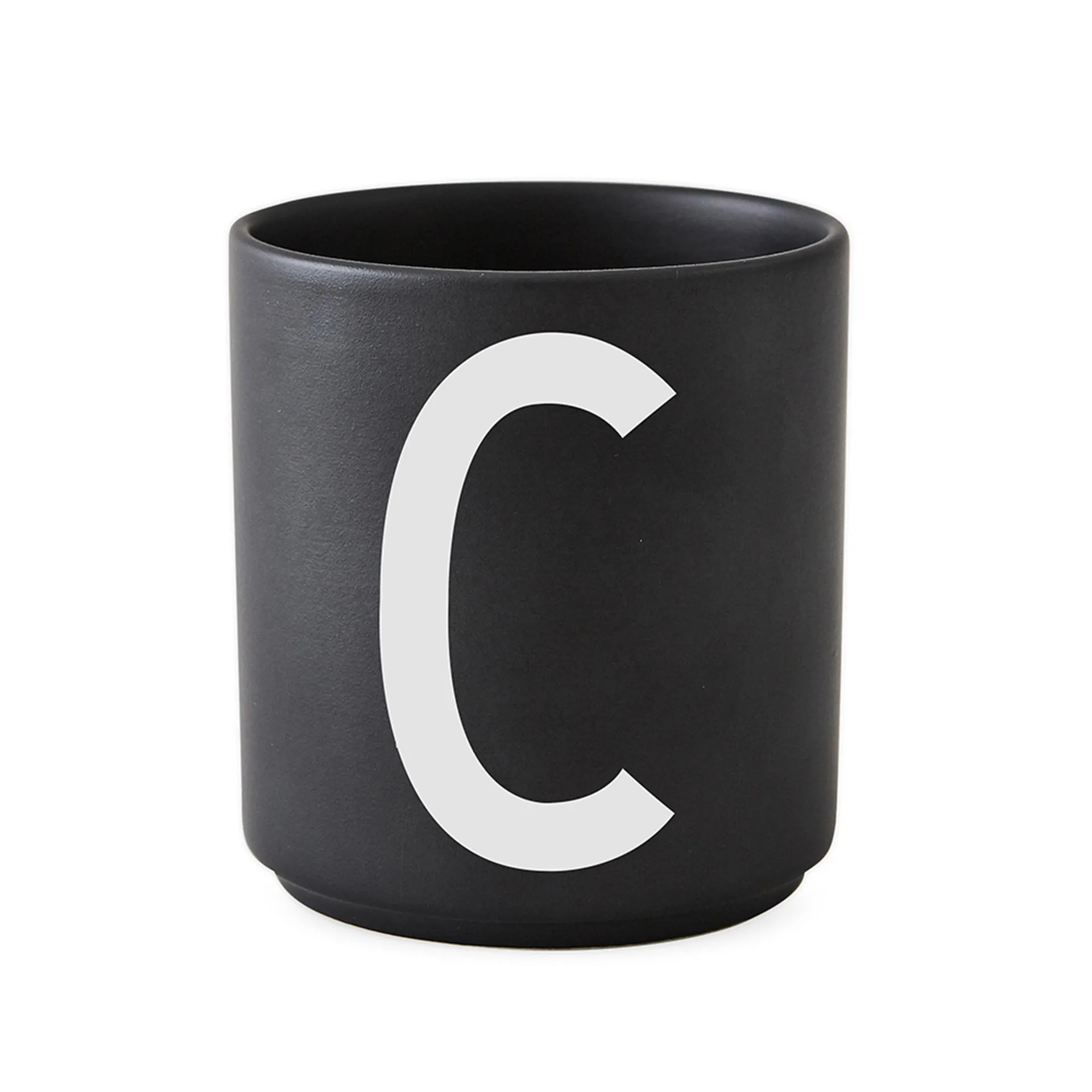 Design Letters kubek czarny, C Design Letters