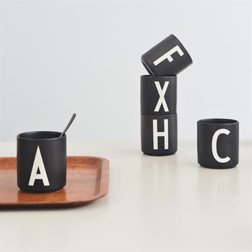 Design Letters kubek czarny - M - Design Letters