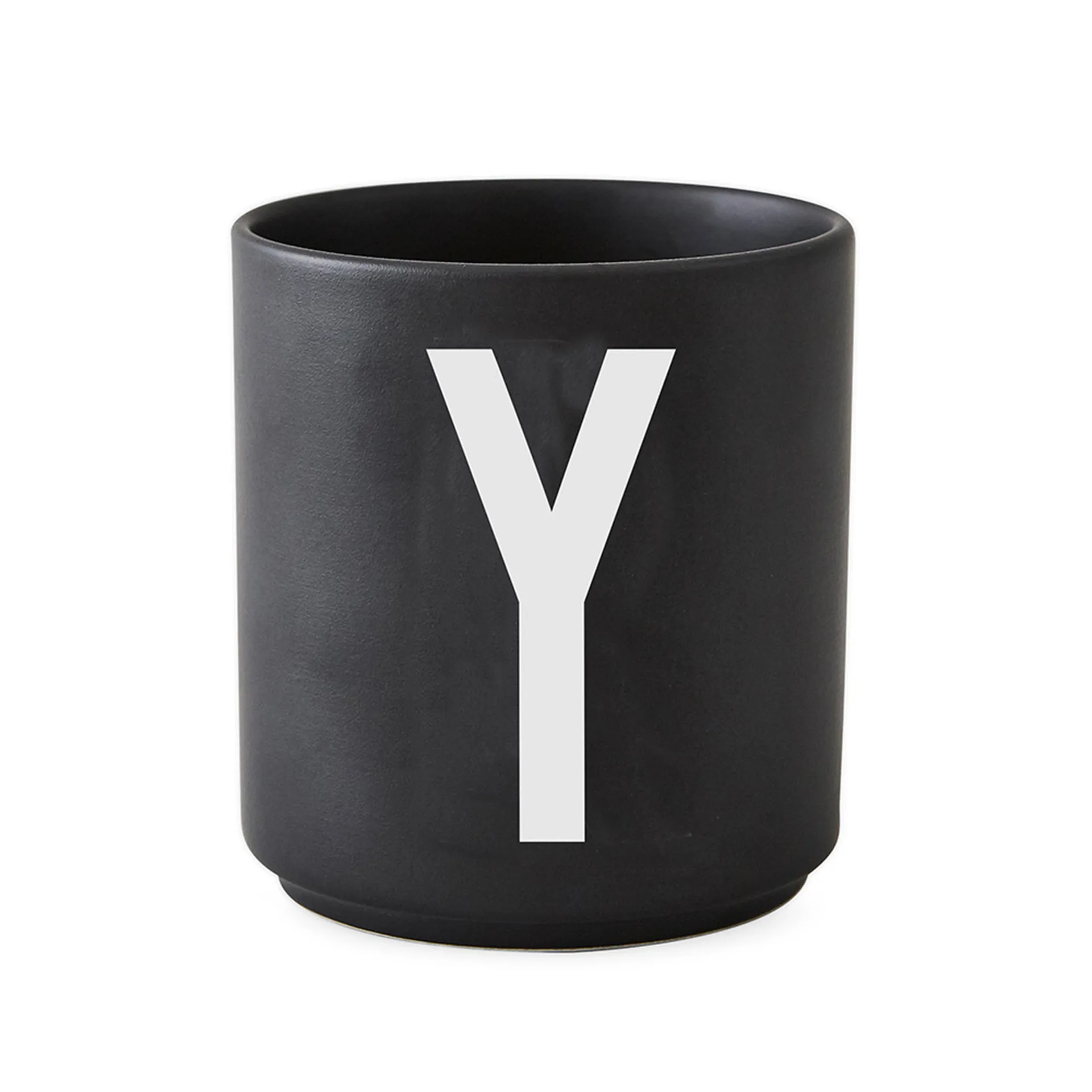 Design Letters kubek czarny, Y Design Letters