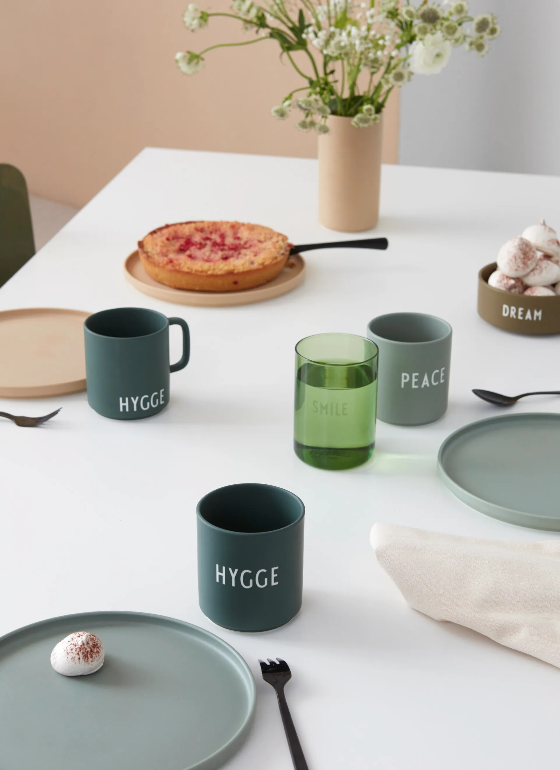 Design Letters kubek ulubiony z uchwytem 250 ml, Hygge-dark green Design Letters