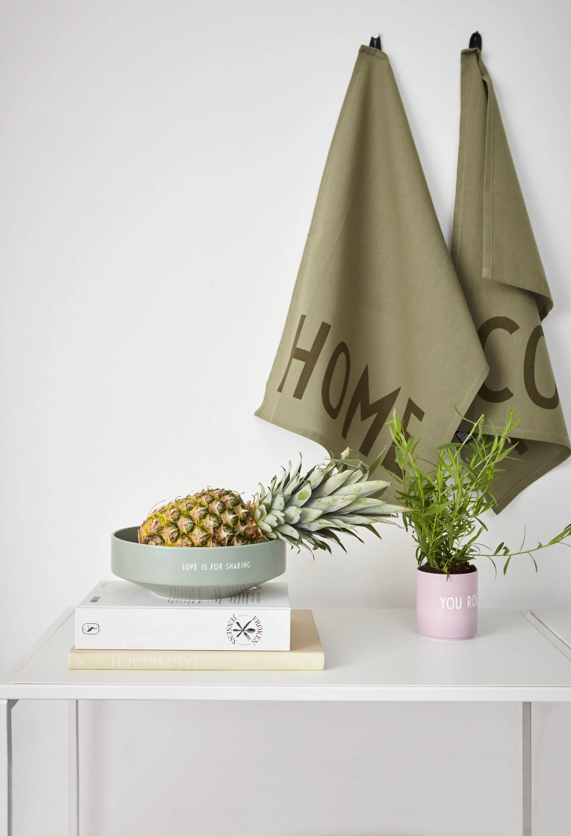 Design Letters ulubiona miska średnia Ø17,5 cm, Green Design Letters