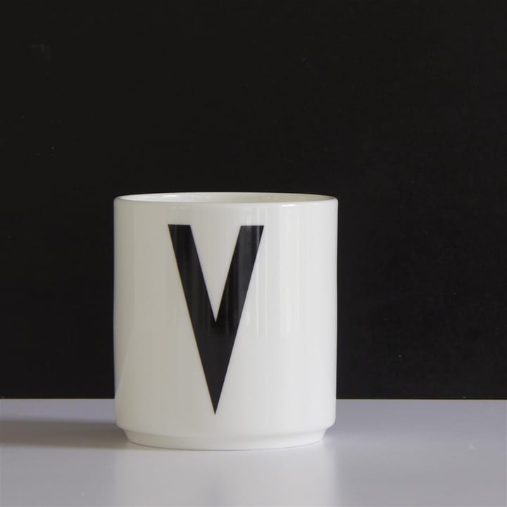 Kubek Design Letters, V Design Letters