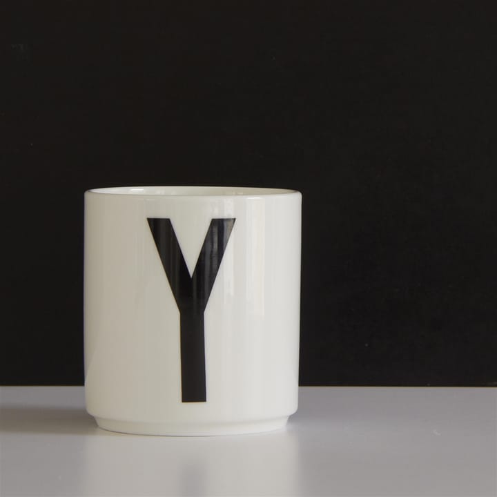 Kubek Design Letters, Y Design Letters