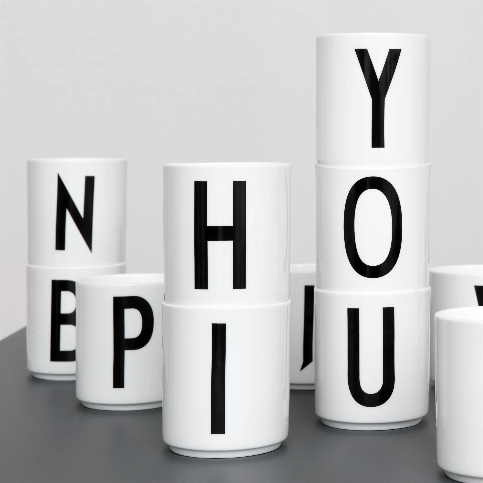 Kubek Design Letters, Y Design Letters