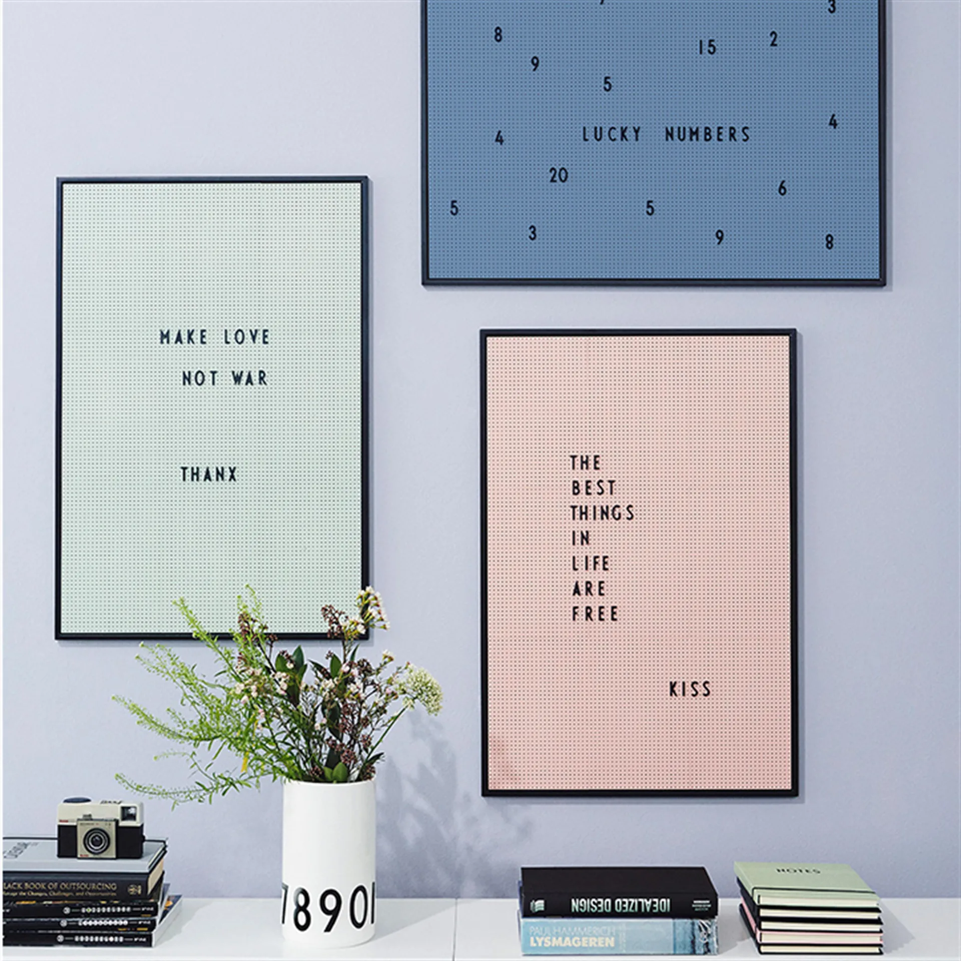 Tablica Design Letters A2, różowy Design Letters