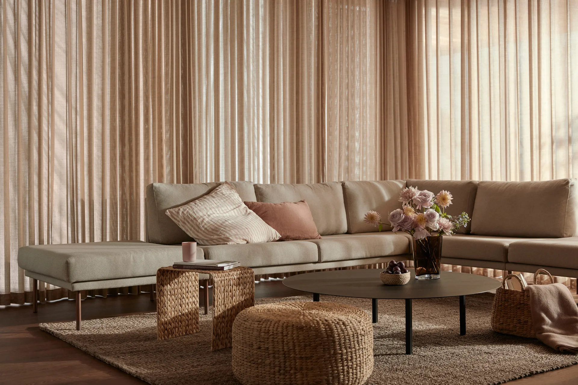 Lily puf Ø59 cm, naturalny, hiacynt wodny, okrągły Dixie